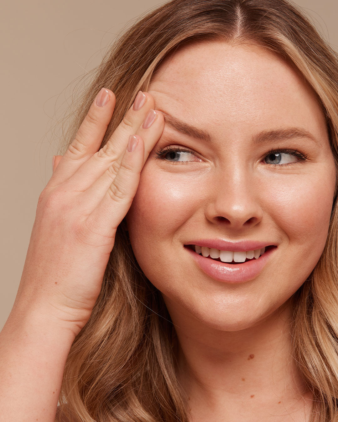 Brow Lift Behandlung Frau
