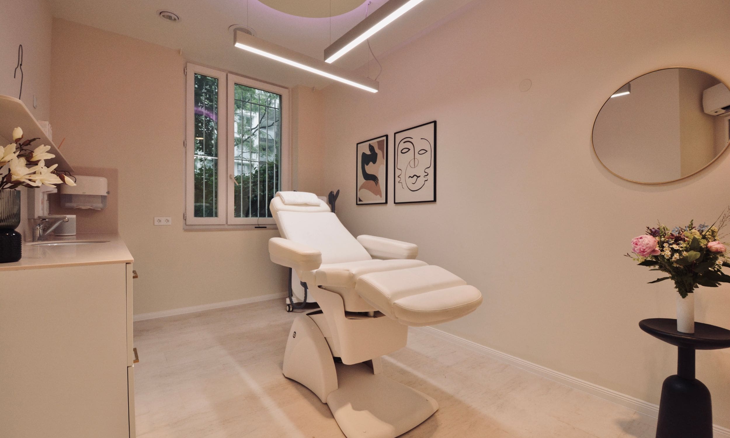 Behandlungszimmer Praxis Hamburg Eppendorf